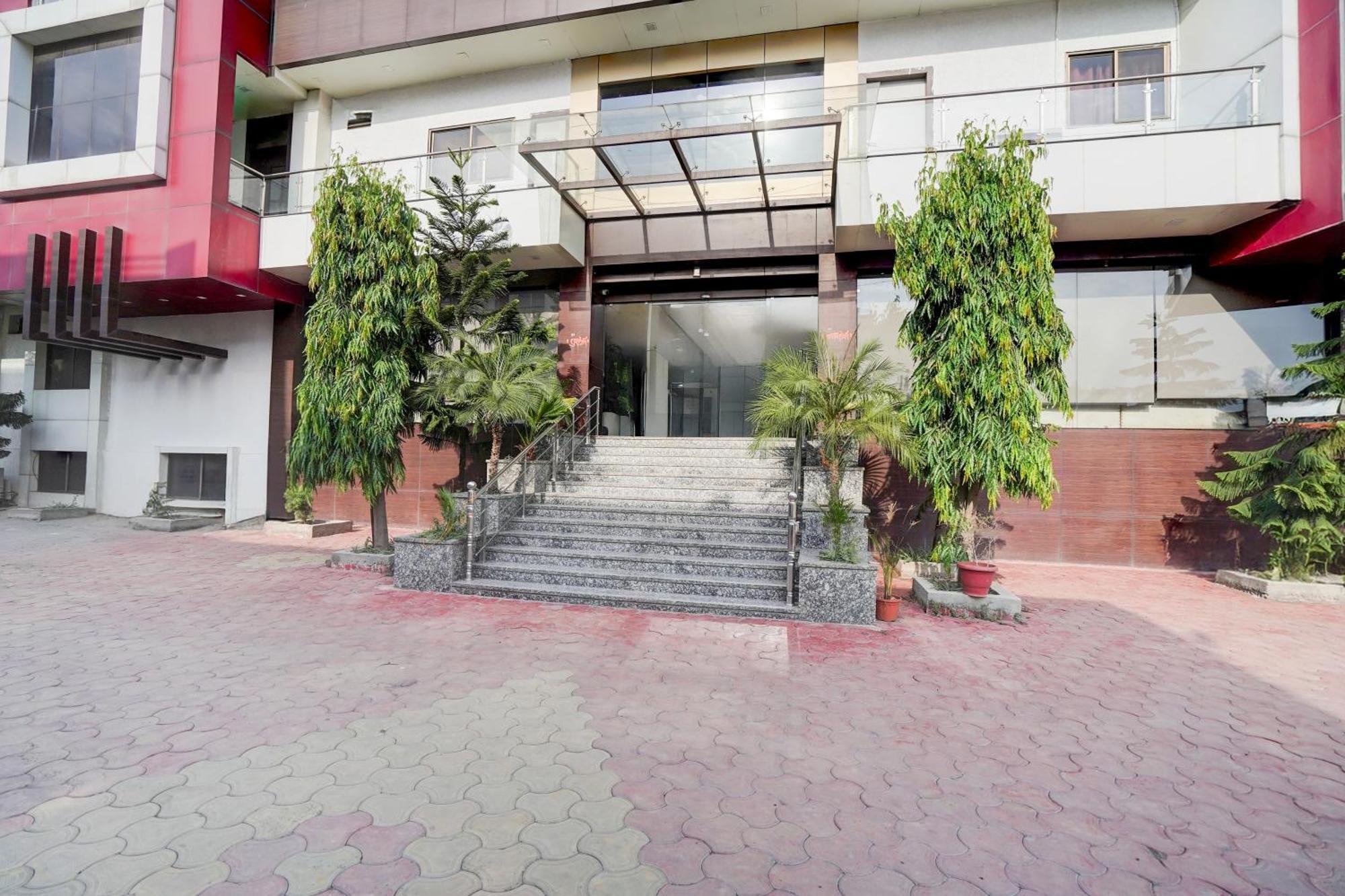 Super Townhouse Lalghati Near Airport Μποπάλ Εξωτερικό φωτογραφία