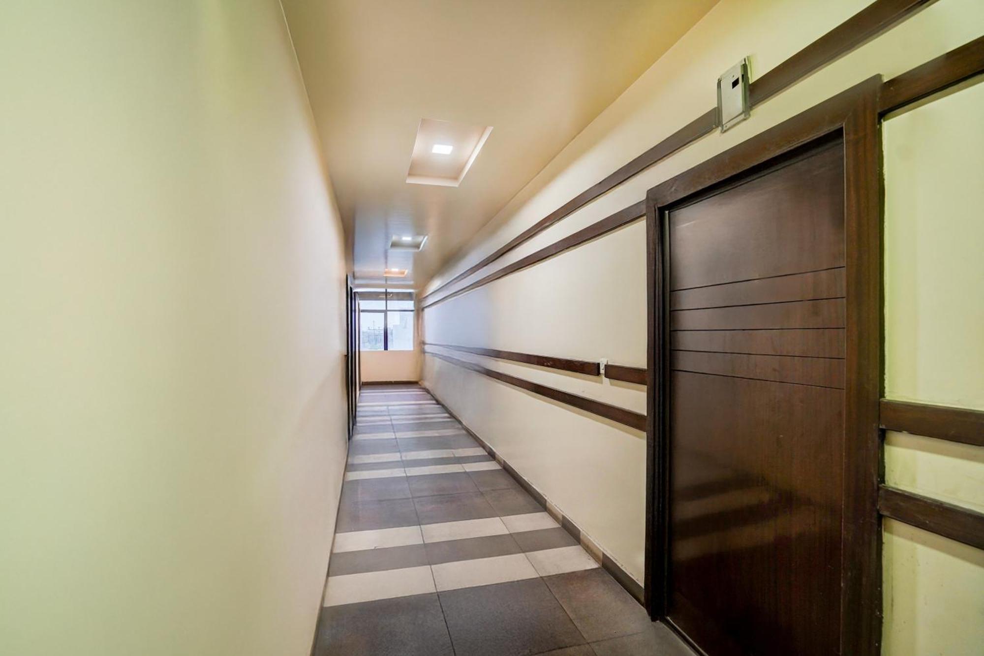 Super Townhouse Lalghati Near Airport Μποπάλ Εξωτερικό φωτογραφία