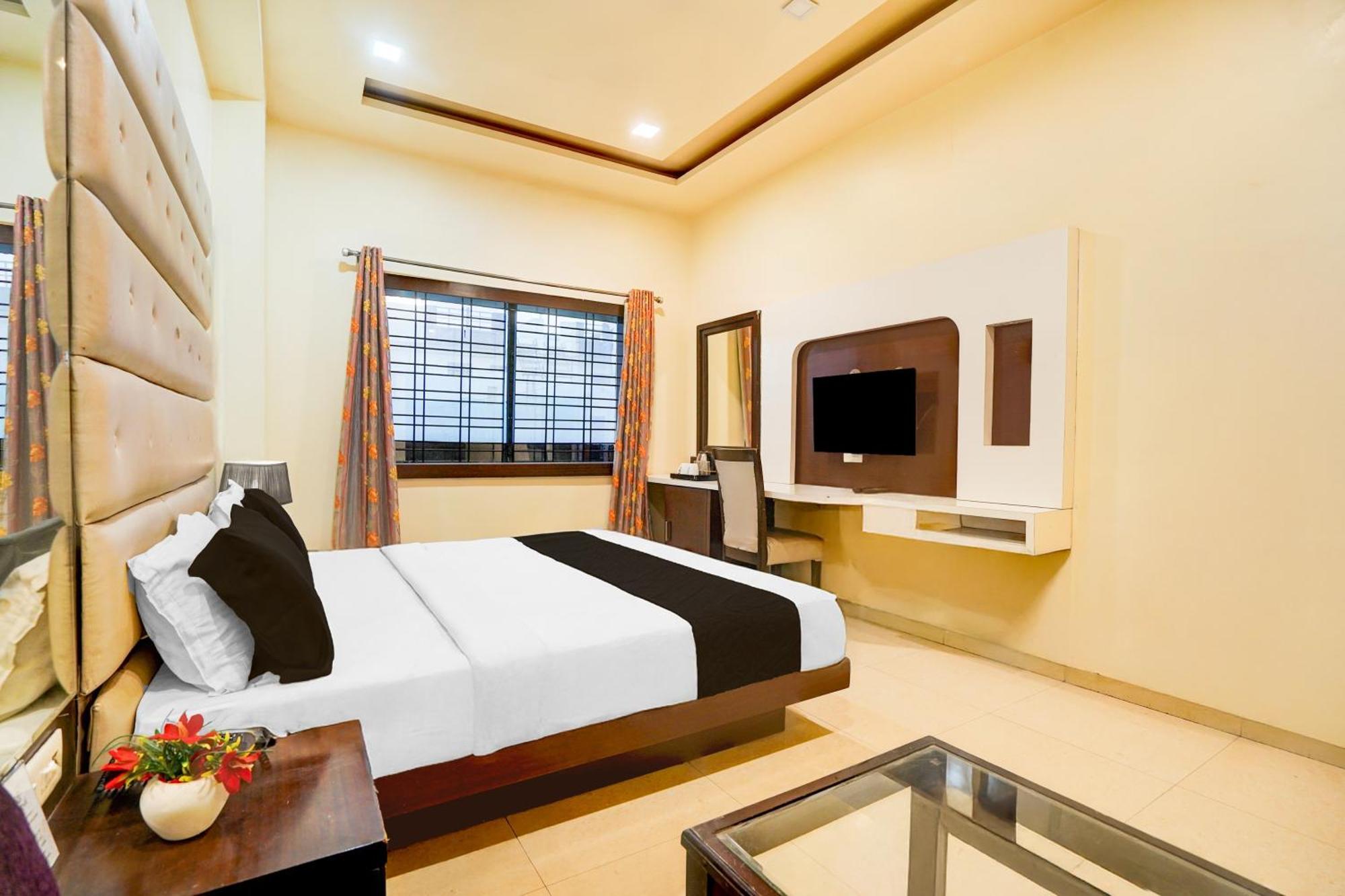 Super Townhouse Lalghati Near Airport Μποπάλ Εξωτερικό φωτογραφία